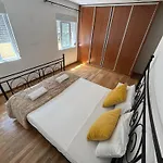 Апартаменти Guest